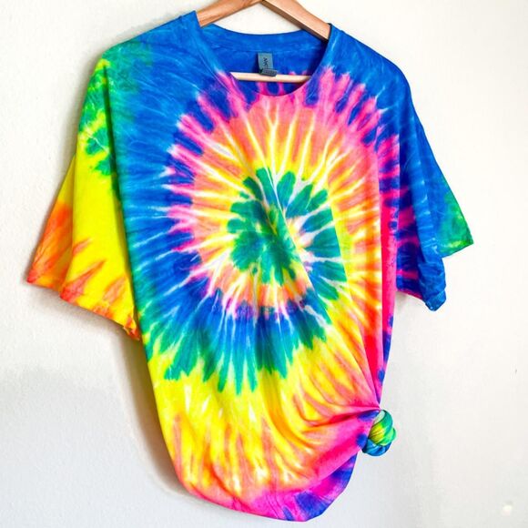 New Gildan Rainbow Tie-Dye Short Sleeve T-Shirt Crewneck Size X-Large Top - Picture 3 of 8
